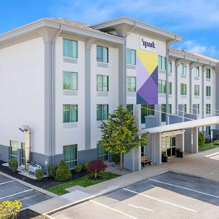 Spark By Hilton Exton Eksteriør billede